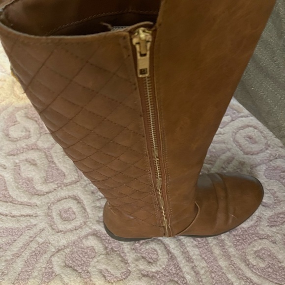 Can’t figure out how to delete listing: none of these are available - Picture 9 of 10